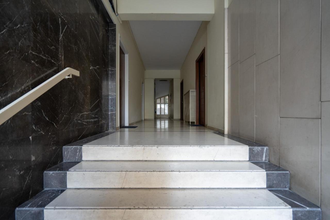 Unique 2 Bedrooms Apartment, Steps To Plaka And City Center Athén Kültér fotó